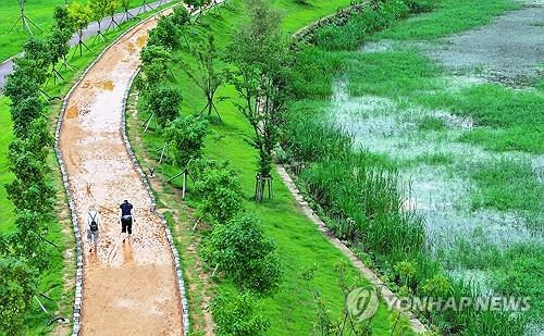 내일까지 제주·남해안 장맛비…17~18일 중부 집중호우 가능성