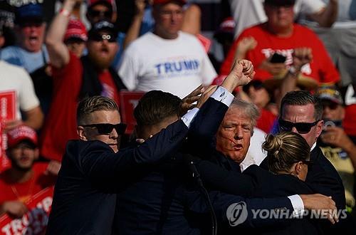 [트럼프 피격] 美하원 감독위, 22일 백악관 경호국장 불러 증언 청취