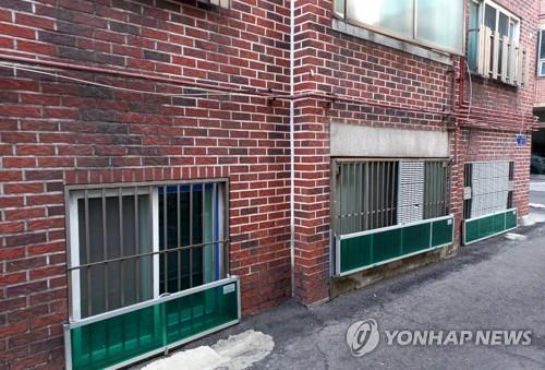 [김길원의 헬스노트] "반지하 퇴출 속도 내야…아이들 건강에도 악영향"