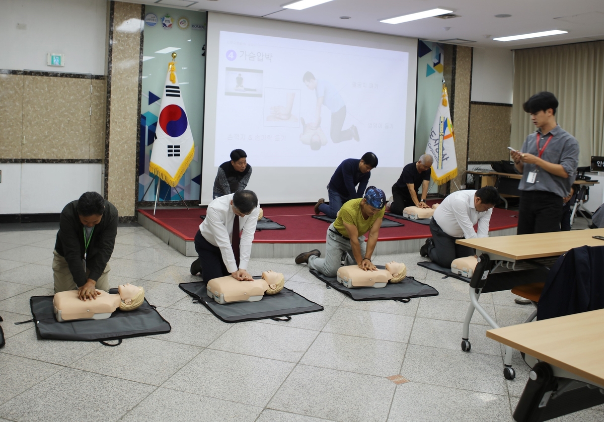 안산도시공사 헬스장 직원, 심폐소생술로 고객 구해