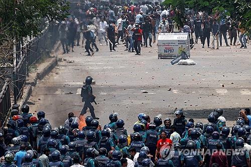 방글라, '공직할당' 반대시위 격화하자 모바일 인터넷 차단(종합)