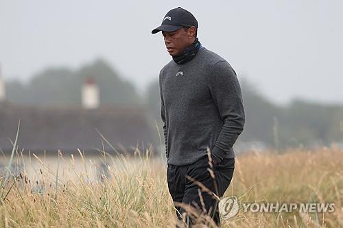 송영한, 디오픈 골프 첫날 공동18위…우즈는 8오버파