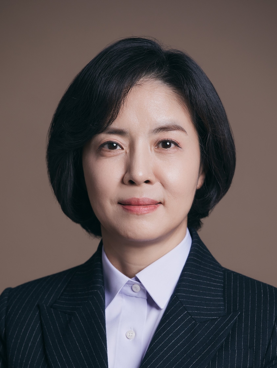 이숙연 "불찰로 심려 끼쳐 죄송…장녀 비상장주식 기부하겠다"