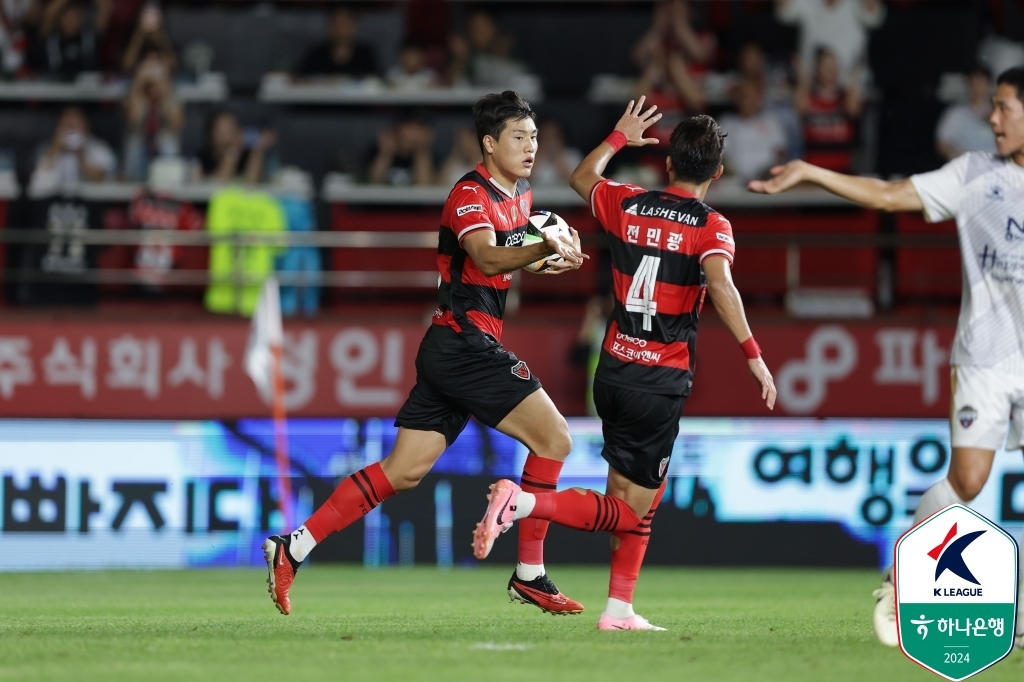 '김대원 1골 1도움' 김천, 포항 2-1 꺾고 선두 탈환