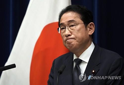 日 국민 80% "기시다, 지금 당장 물러나거나 9월까지만 하길"