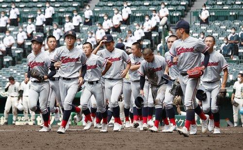 '동해바다∼' 한국어 교가 다시한번 日고시엔 구장에 울려퍼진다