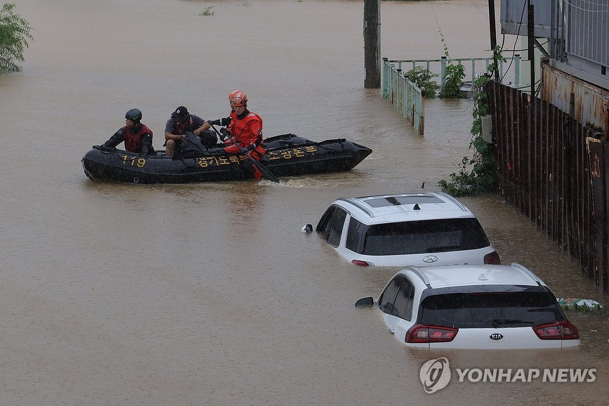 호우에 1,157명 대피…침수·도로통제 속출