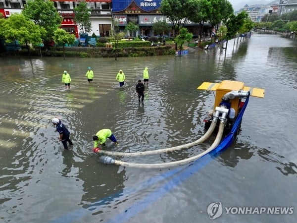 태풍 '개미' 강타…대만·中 남부 피해 속출