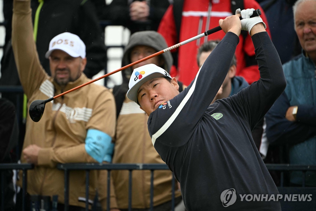 김주형, 디오픈 골프대회 첫날 디섐보·오베리와 티샷