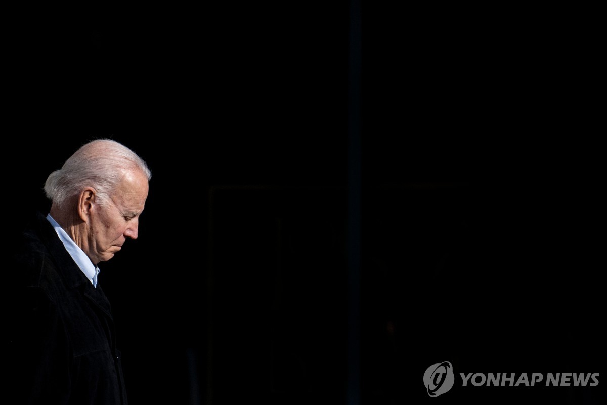 외신, 바이든 대선후보직 사퇴 일제히 긴급 타전