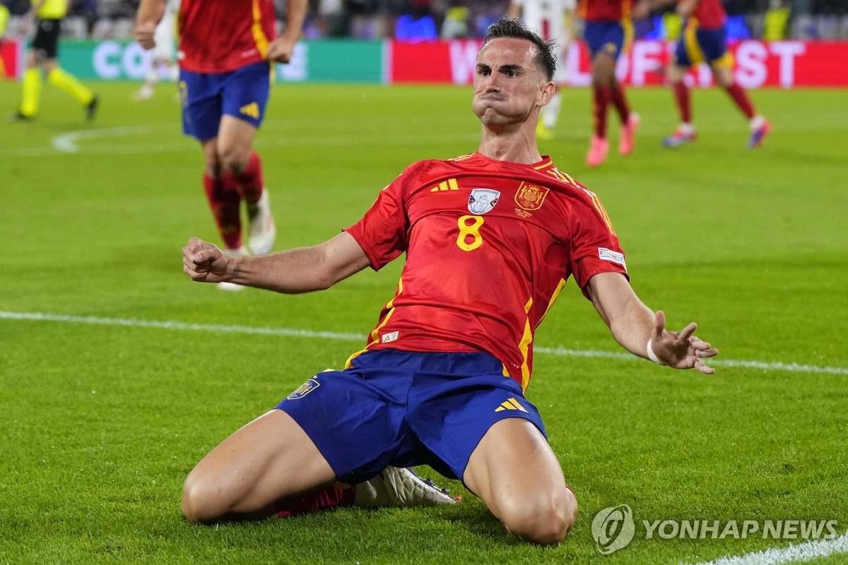 잉글랜드, 슬로바키아에 2-1 연장승…벨링엄 극장 동점골