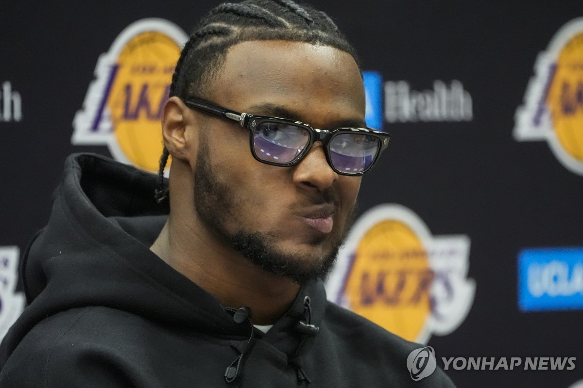 NBA 스타 제임스의 아들 브로니 "스스로 이름 알리고 싶다"