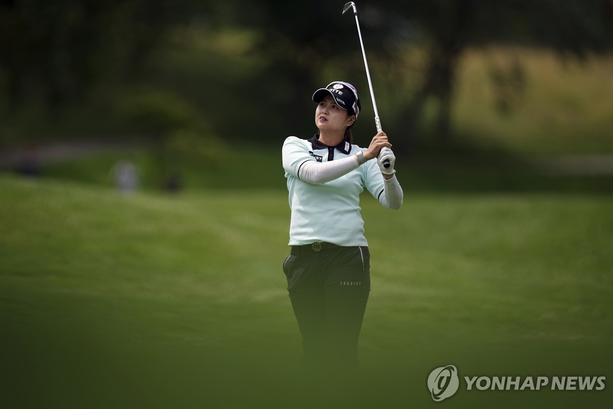 최혜진, 메이저 대회 에비앙 챔피언십 3R 5위…선두와 5타 차