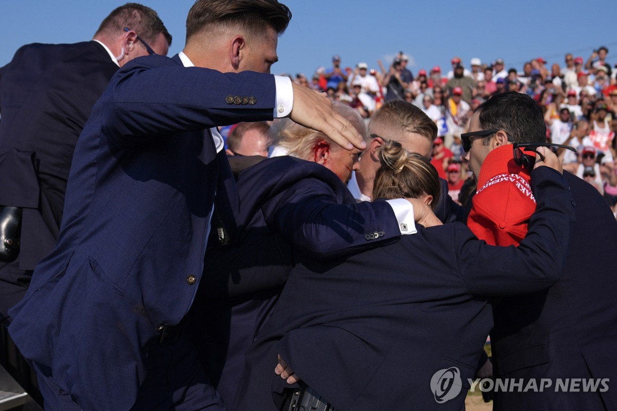 트럼프 캠프 "트럼프 괜찮다"…백악관 경호국도 "안전"