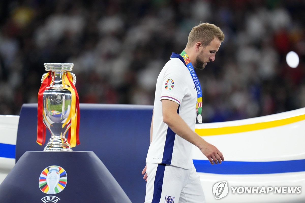 ⚽意甲半场：多夫比克破门被吹 马尔蒂尼造险 蒙扎暂0-0罗马