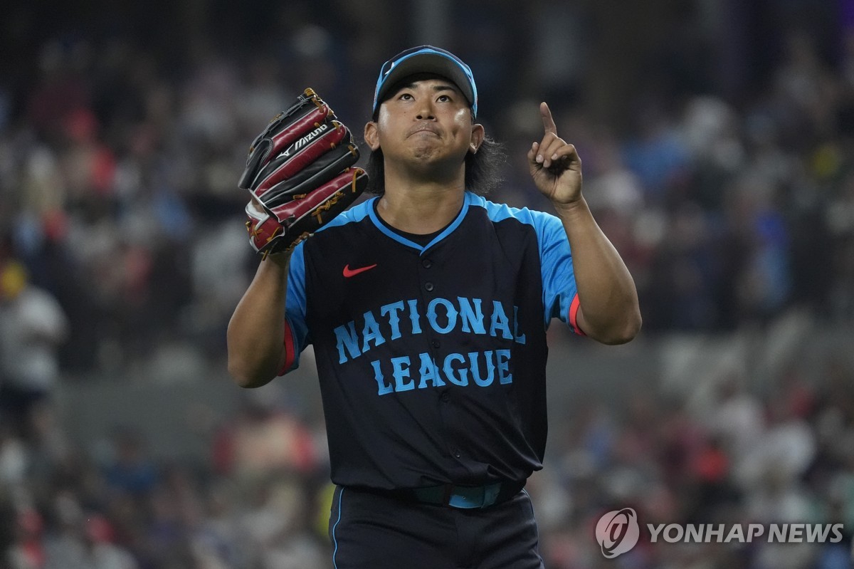 MLB, 내년엔 일본서 개막…오타니의 다저스 vs 이마나가의 컵스