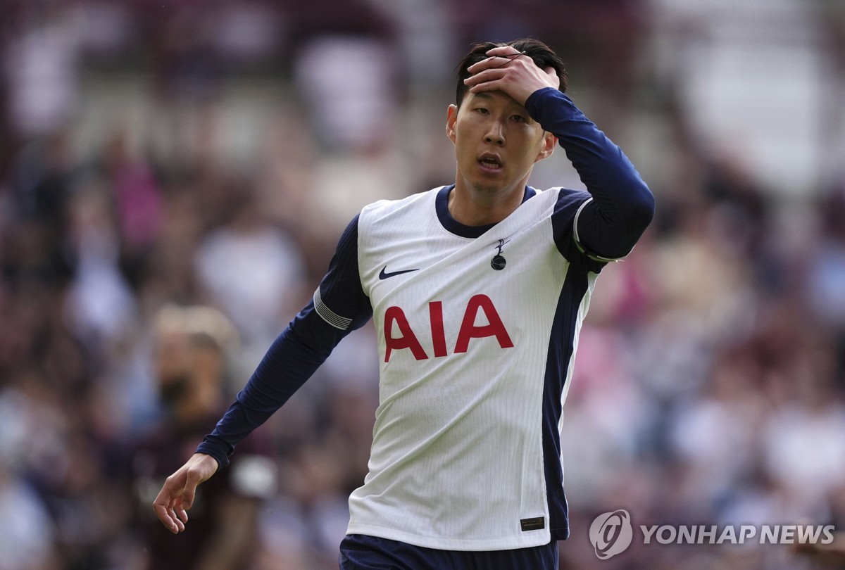 손흥민, 첫 공개 친선경기서 무난한 활약…토트넘 5-1 대승