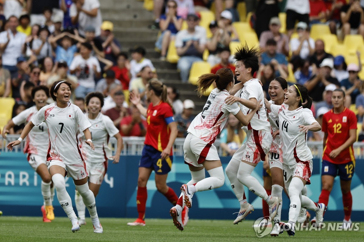 [올림픽] 월드컵 우승팀 스페인, 여자축구 첫 경기서 일본에 역전승