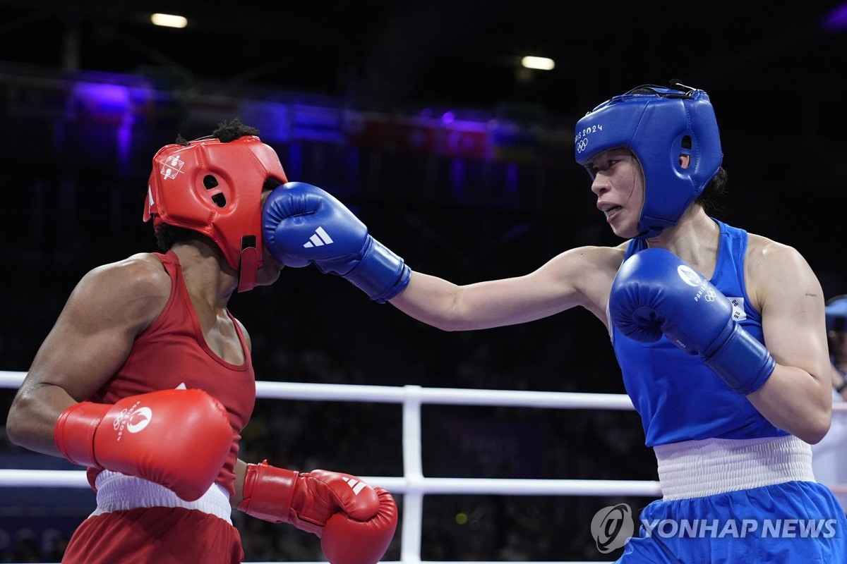 [올림픽] 한국 복싱 8년 만의 승전고…임애지 "올림픽은 올림픽이네요"