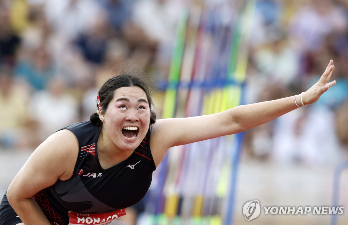 결승선 앞에서 역전…벤저민, 모나코 대회 남자 400ｍ 허들 우승