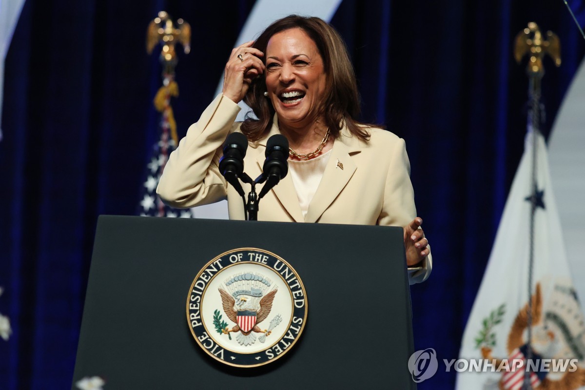 해리스, 흑인 여성에 지지 호소…"우리가 투표하면 역사 만들어"