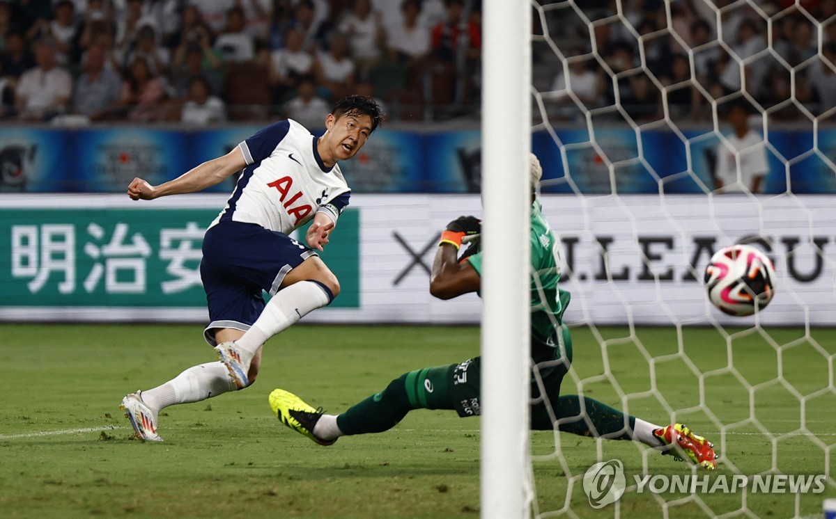 塞格西奇左脚爆射破门，悉尼FC2-1反超西部联