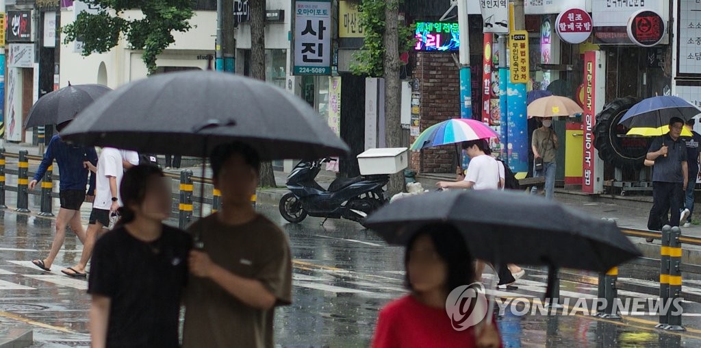 부산·울산·경남 흐리고 비…내일까지 30∼80㎜