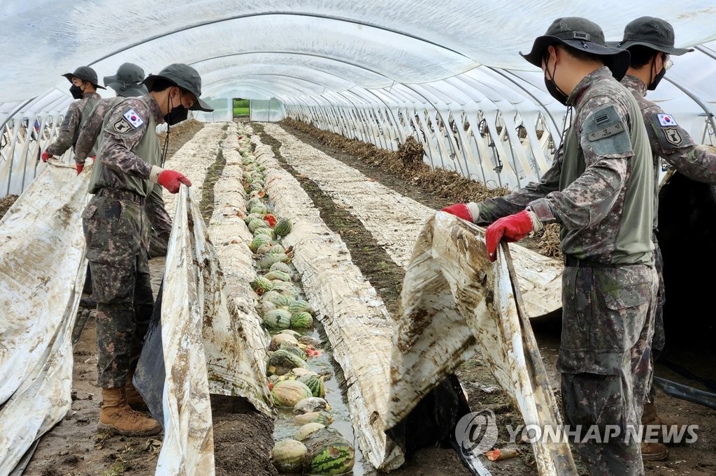 농경지 7천461㏊ 침수…육군 32사, 충남 수해복구에 팔 걷어붙여