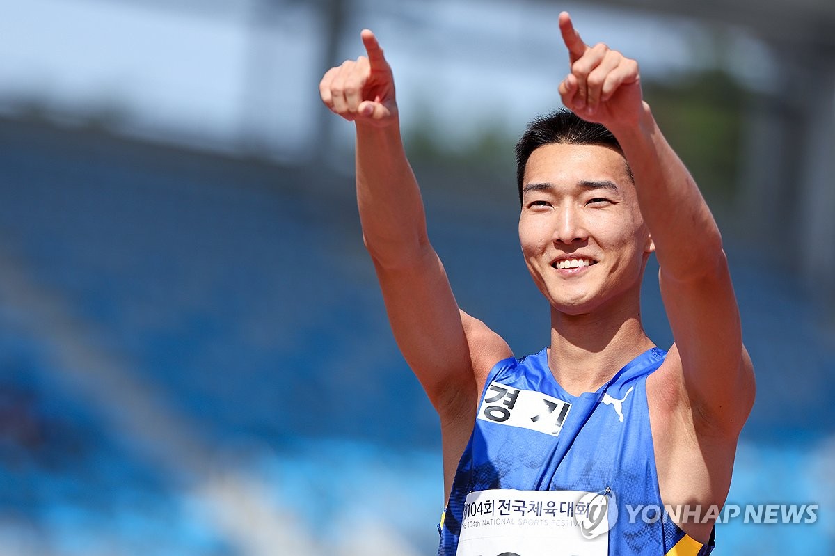 [올림픽] '우상혁 라이벌' 바르심, 파리 입성 앞서 20일 한 번 더 점프