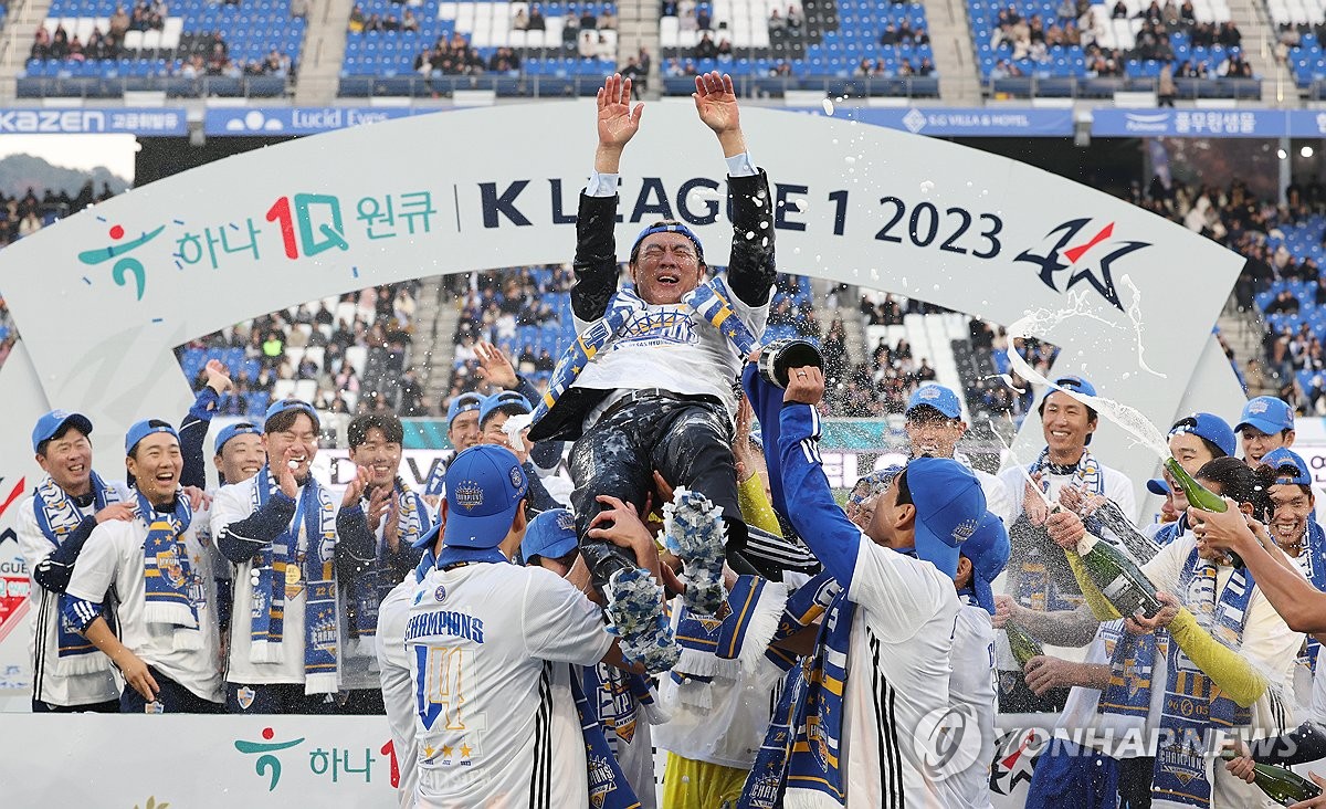 브라질 월드컵 아픔 되새긴 홍명보…10년만에 한국축구 소방수로