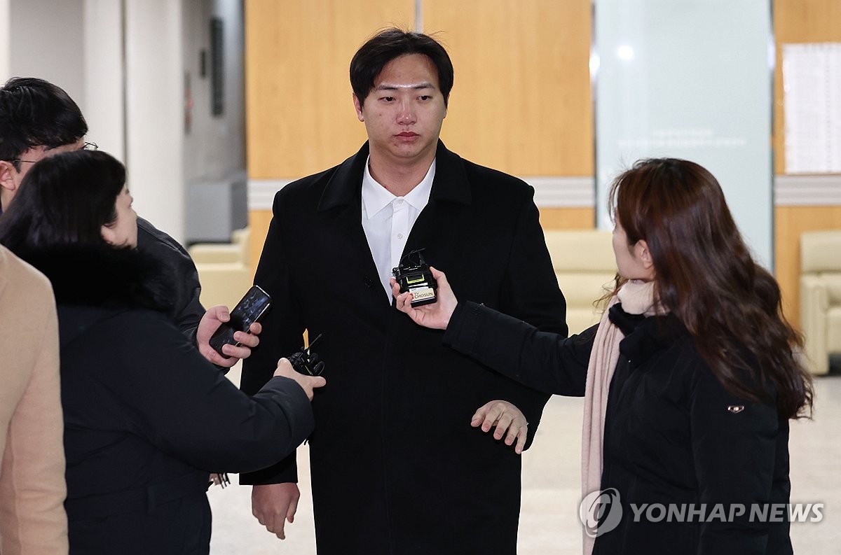 '김하성 공갈 혐의' 前야구선수 임혜동 구속심사 출석