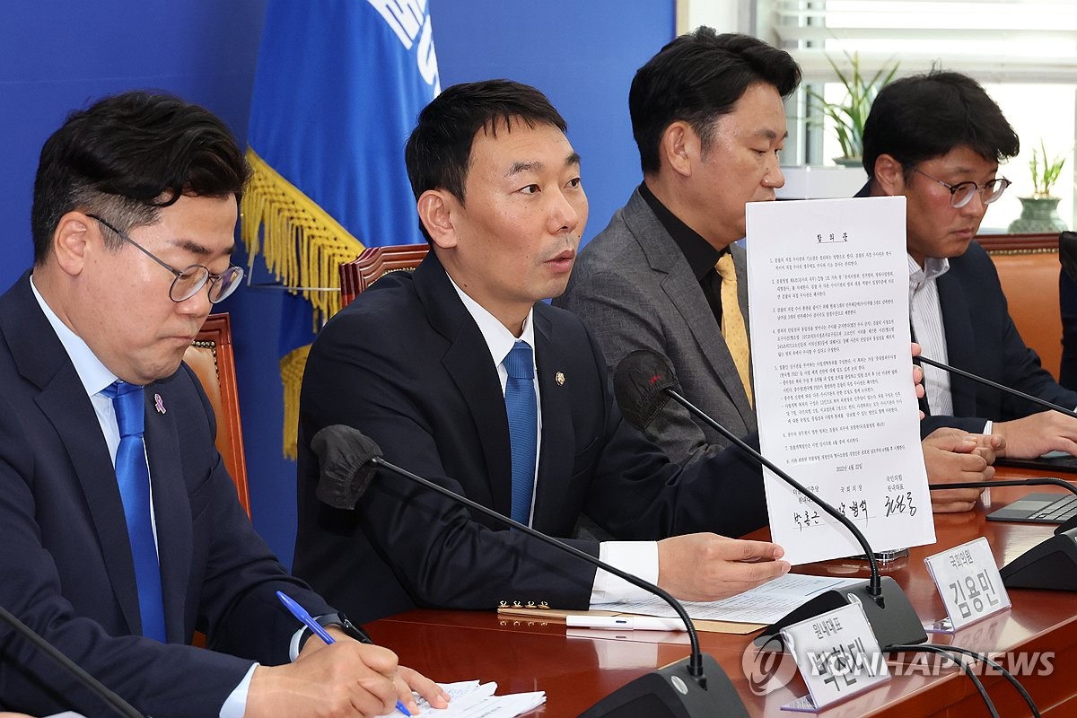 野김용민 "채상병특검법, 부결땐 확대해 재발의…국정농단 수준"