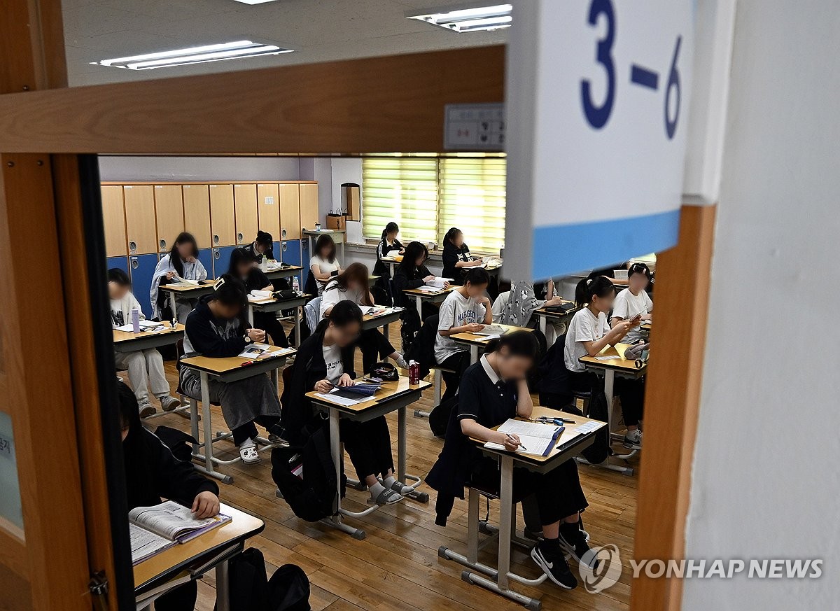 6월 모평 영어 1등급 1.47% '역대 최소'…국어·수학도 '불수능'(종합)