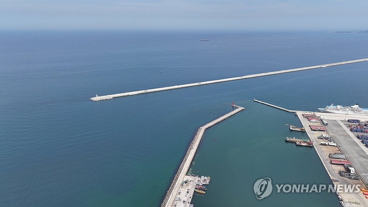 포항시 영일만항 크루즈 활성화 사업 난항…취항 선사 없어