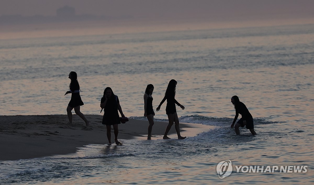 제주는 8일째 열대야…제주 밤사이 최저 28.3도