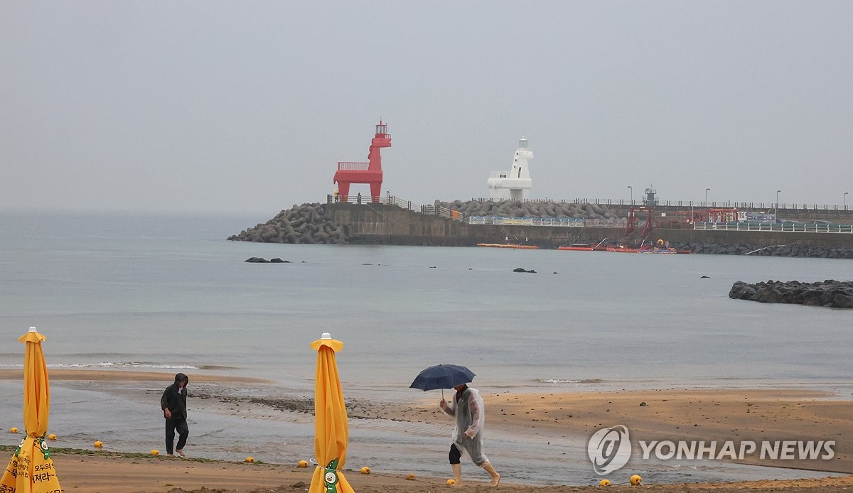 제주 아침까지 가끔 비…예상 강수량 5∼20㎜