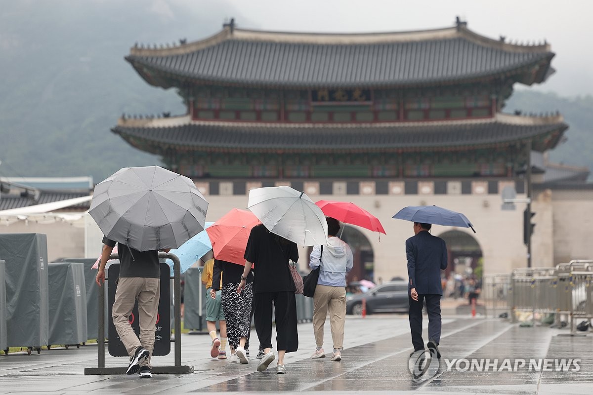 오후 대부분 비 그쳐…경기 동부·강원은 밤까지 이어져