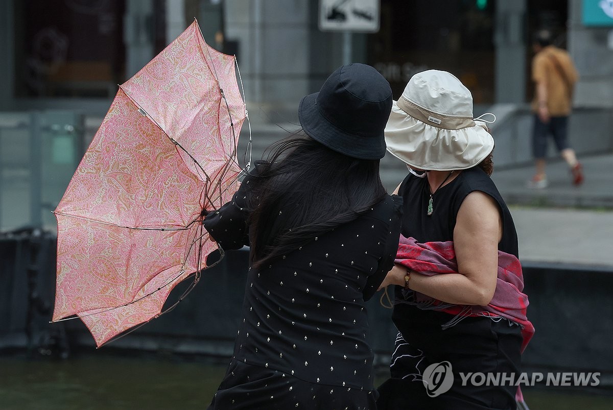 [내일날씨] 전국 흐리고 장맛비…수도권·강원·남부에 호우