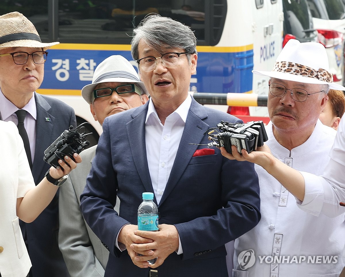 김여사측 "檢에 '소환 부적절할 수 있다' 밝혀…협의한적 없다"(종합)