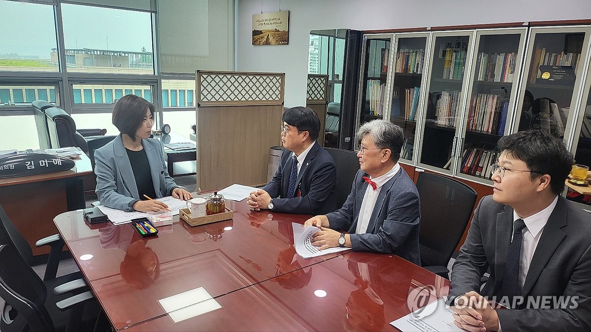 의협 회장, 여당에 의대 증원·간호법 '우려' 전달