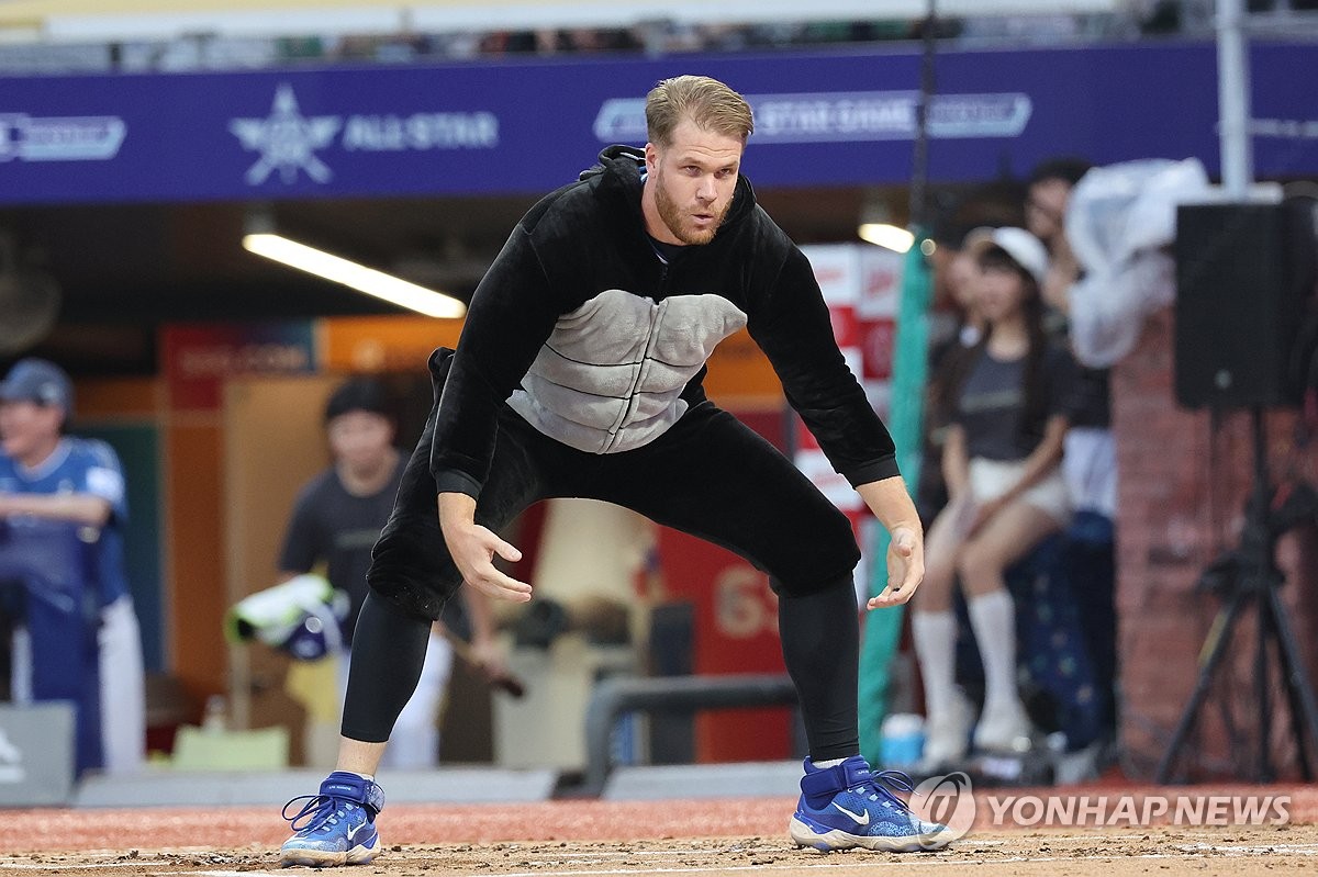 삼성, 외인 타자 맥키넌 퇴출…"우타자 외야수 영입 예정"