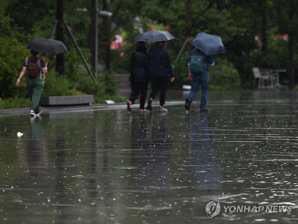 전국 많고 거센 장맛비…이틀간 최대 120㎜ 이상