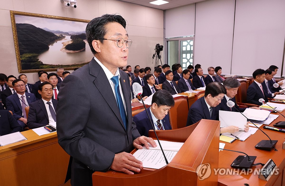 해수부 장관 "후쿠시마 오염수 방류 이후 수산물 안전 철저"