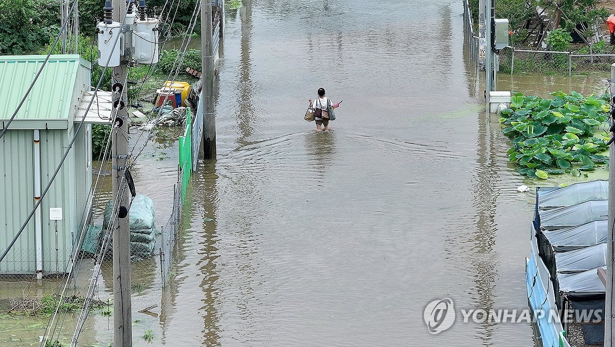 '극한 호우' 5명 사망·1명 실종…수마할퀸 충청·전라 '쑥대밭'(종합)