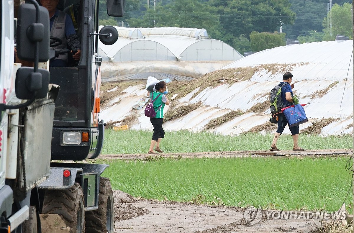 [르포] "주말에 비가 또 온다는데…" 복구도 마음도 막막한 이재민