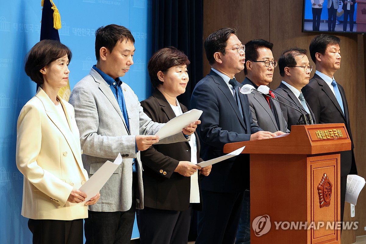 野, '탄핵청문회' 하루 전 尹정부 맹공…일각선 하야 요구도