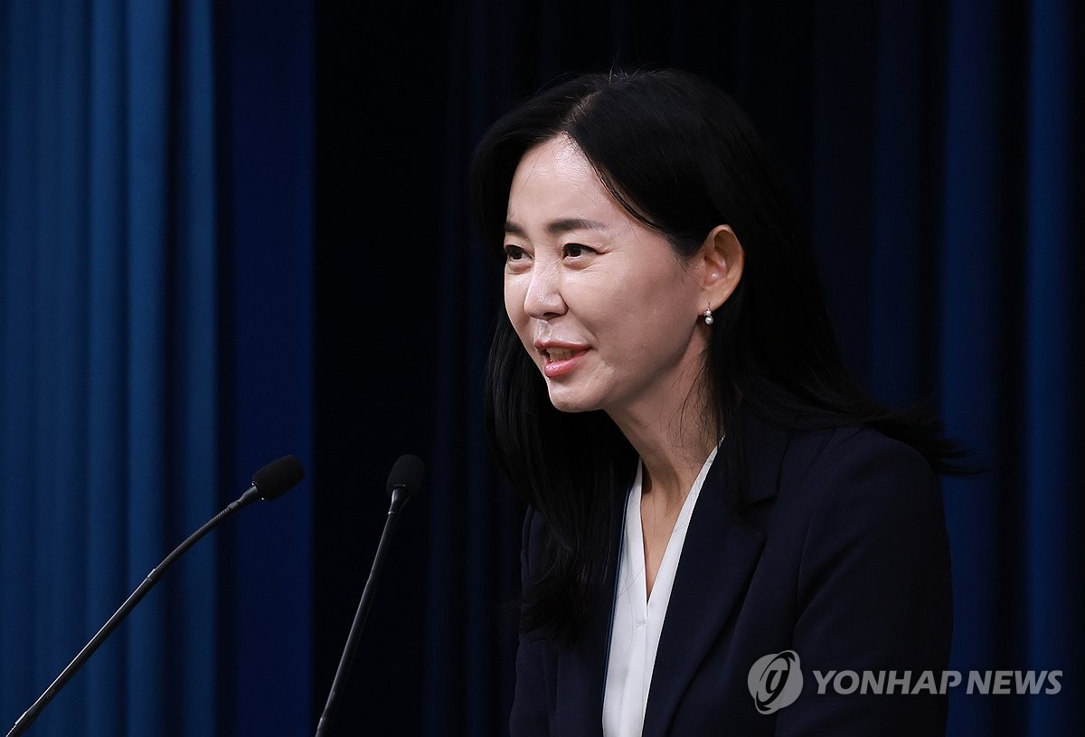 [프로필] 정혜전 대통령실 대변인…소통 능한 언론인 출신