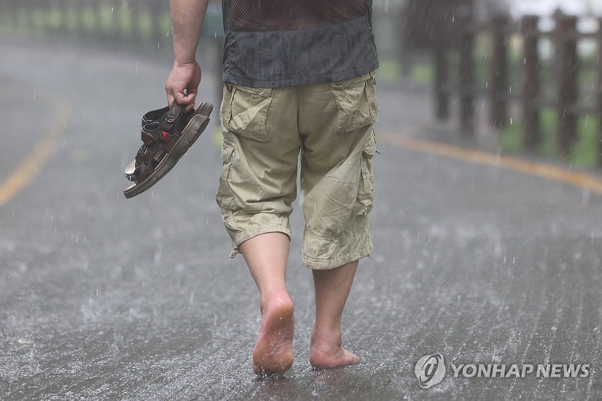 새벽 중부지방 집중호우…경기북부 최대 시간당 70㎜ 이상