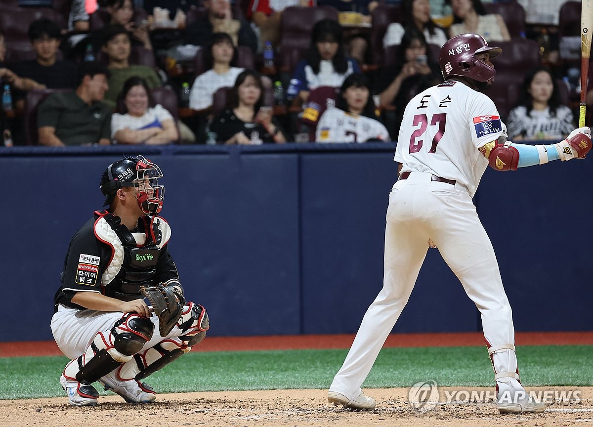 '피치컴 쓴' 벤자민 6⅓이닝 1실점 호투…kt, 키움전 7연승 행진