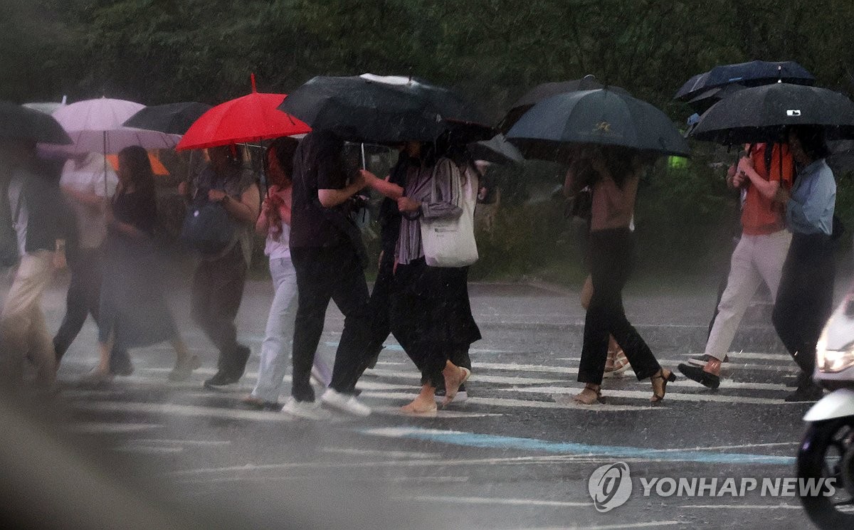 집중호우로 경기지역 일부 학교 '휴업·등교시간 조정'